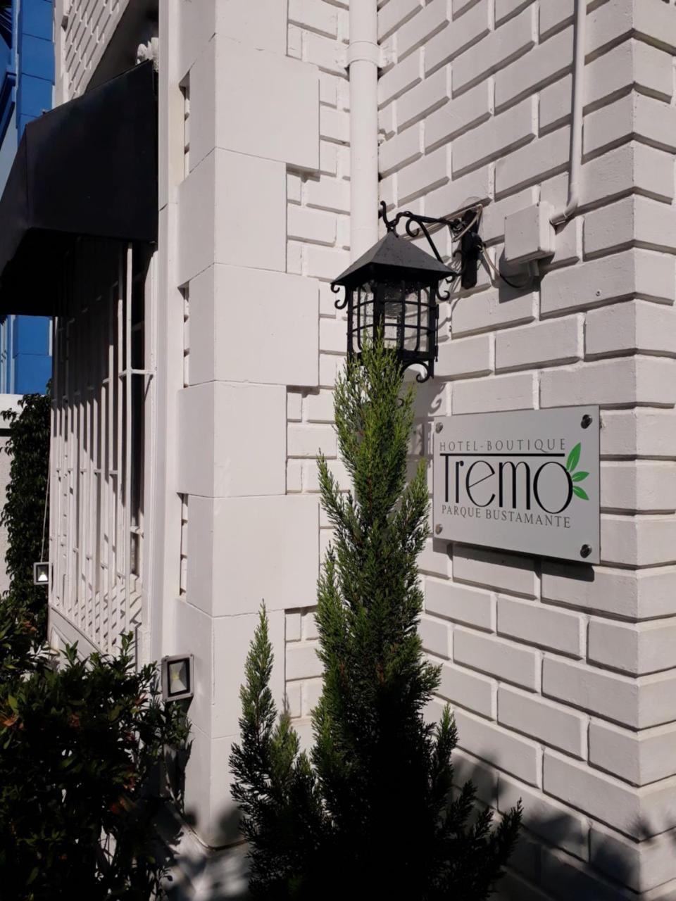 Hotel Boutique Tremo Bustamante サンティアゴ エクステリア 写真